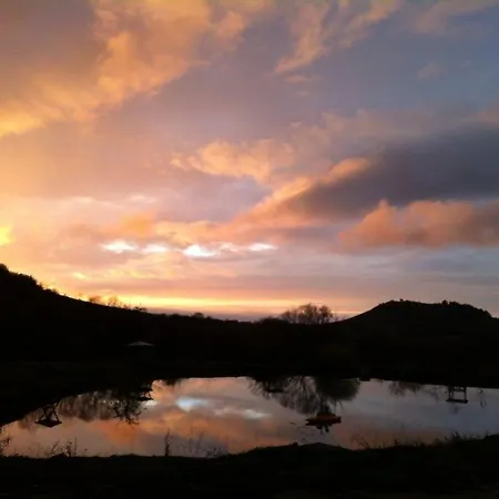 за каравани и кемпери барите - Caravan Pitch Park Barite * Варна