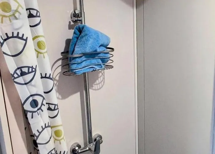 за каравани и кемпери барите - Caravan Pitch Park Barite