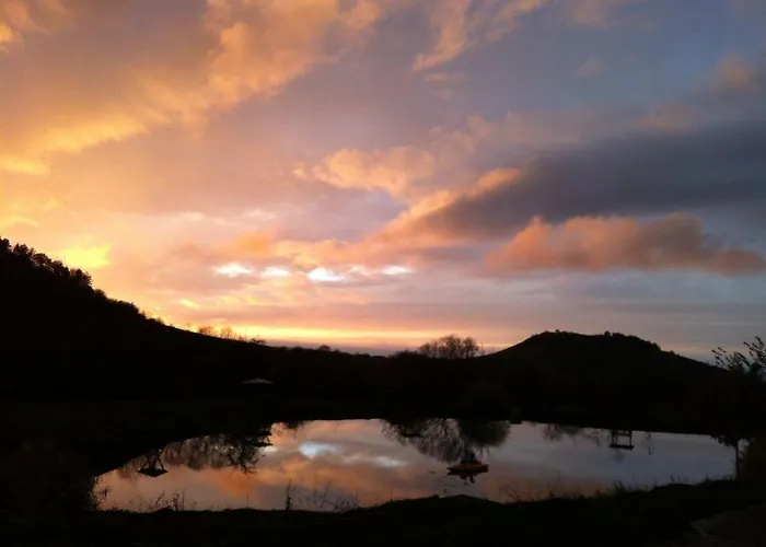 за каравани и кемпери барите - Caravan Pitch Park Barite * 瓦爾納